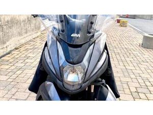 VENDO YAMAHA TRICITY 125 (2014 - 17) USATA A GENOVA (CODICE 9110690) - MOTO.IT
