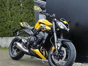 TRIUMPH STREET TRIPLE 765 RS