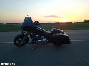 HARLEY-DAVIDSON TOURING STREET GLIDE