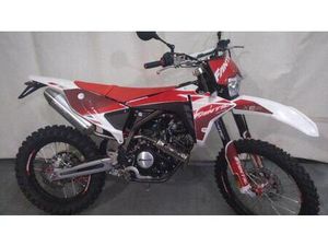 VENDO FANTIC MOTOR XEF 125 PERFORMANCE (2023 - 24) NUOVA A ROSTA (CODICE 9336262) - MOTO.IT