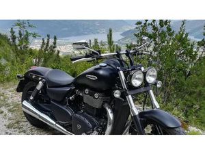 VENDO TRIUMPH THUNDERBIRD STORM 1700 ABS (2010 - 16) USATA A VENEZIA (CODICE 9339090) - MOTO.IT