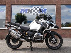BMW R1200GS ADVENTURE TIEF 1.HAND SCHECKHEFTGEPFL.