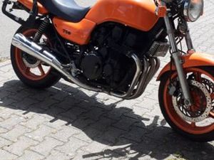 HONDA CB 750 SEVEN FIFTY RC 42 HU NEU 5.26