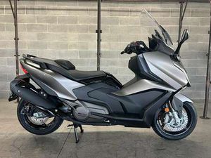 KYMCO AK 550 PRIMIUM. CAMPAGNA PROVA RISCATTA O RENDI. GRIGIO