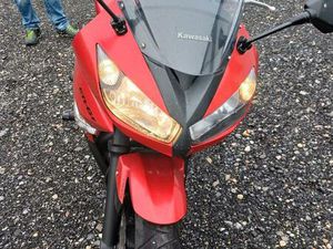 KAWASAKI ER-6F ABS *NEUWERTIG* SELTENE FARBE