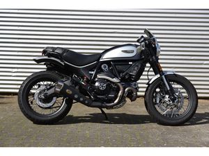 DUCATI SCRAMBLER STREET CLASSIC