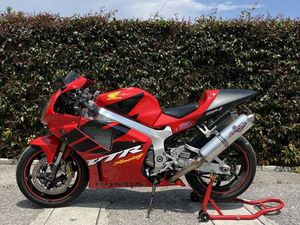 HONDA VTR SP1 - NACIONAL SINTRA (SANTA MARIA E SÃO MIGUEL, SÃO MARTINHO E SÃO PEDRO DE PENAFERRIM)