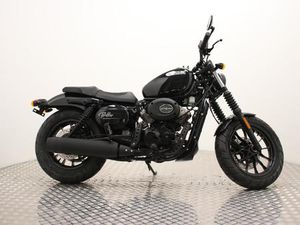 HYOSUNG GV300 RIDING REDFEINED V-TWIN 300 CC -PRE-REGISTERED SPECIAL 300 CC