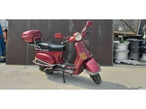 VENDE-SE VESPA 200 SAMORA CORREIA
