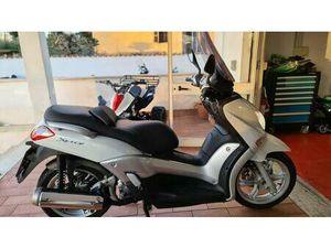 VENDO YAMAHA X-CITY 250 (2006 - 16) USATA A TIVOLI (CODICE 9361120) - MOTO.IT