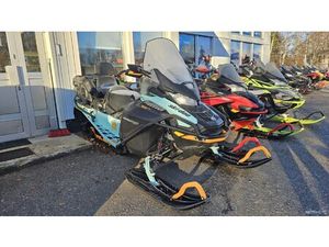 EXPEDITION XTREME 850 E-TEC RUNSAILLA VARUSTEILLA