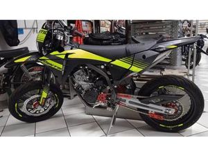 VENDO FANTIC MOTOR XMF 125 MOTARD PERFORMANCE 4T (2023 - 24) NUOVA A MILANO (CODICE 9370695) - MOTO.IT