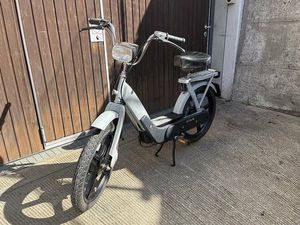 PIAGGIO CIAO NEUAUFGEBAUT MIT AUSWEIS CANTON ZOUG -