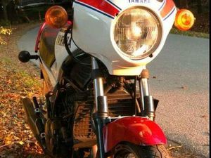 YAMAHA RD 350 YPVS, 31K, TÜV 07.2027 MIT TEILEN