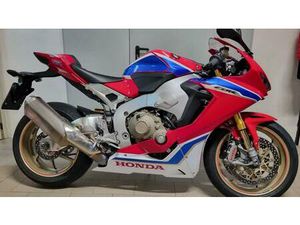 VENDO HONDA CBR 1000 RR FIREBLADE SP2 (2017 - 18) USATA A CHIUSI (CODICE 9393232) - MOTO.IT