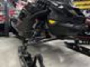 XRS 900 ACE TURBO R BLACK KAMPANJA