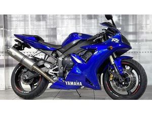 VENDO YAMAHA YZF R1 (2002 - 03) USATA A CASALGRASSO (CODICE 9394382) - MOTO.IT