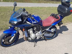YAMAHA FZS 1000 FAZER