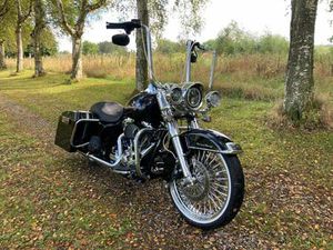 BRUGT HARLEY-DAVIDSON ROAD KING CUSTOM TIL SALG