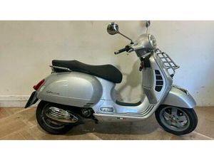 VENDO VESPA GTS 250 I.E. USATA A ROSTA (CODICE 9249989) - MOTO.IT