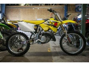 2004 SUZUKI RM 125