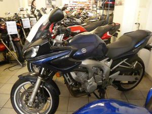 YAMAHA FZ 6 FAZER