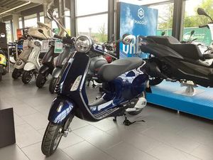 VESPA PRIMAVERA 125 E5+ BLUE ENERGICO NEU SOFORT VERFÜ