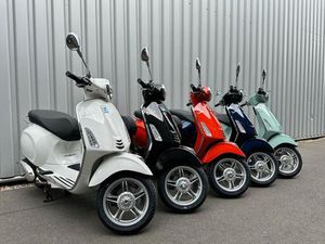 VESPA PRIMAVERA 50 E5+ VERSCH. FARBEN AKTION!