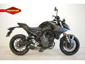 SUZUKI GSX 8S ZWART