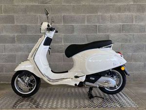 VESPA PRIMAVERA 125 CAMPAGNA PROVA RISCATTA O RENDI. BIANCO