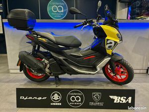 APRILIA SR125GT DU 27/04/2022 AVEC 6770KMS GARANTIE 12 MOIS