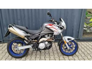 VENDO APRILIA PEGASO 650 FUN (2006 - 08) USATA A TRIVOLZIO (CODICE 9278944) - MOTO.IT