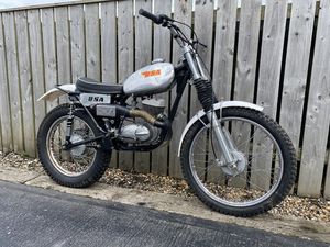 1965 BSA BANTAM PRE 65 TRIALS ROAD REGD WITH V5 RUNS ACE! OFFERS? A VENDRE