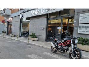 VENDO DUCATI MONSTER 695 (2006 - 08) USATA A SAN SEVERO (CODICE 9284068) - MOTO.IT