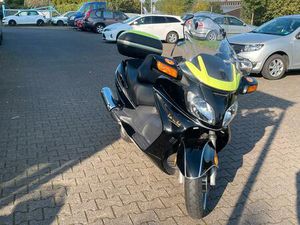 SUZUKI BURGMAN 650