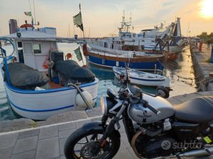 TRIUMPH STREET TWIN 2019