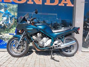 YAMAHA XJ600S