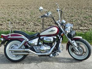 SUZUKI MARAUDER VZ 800