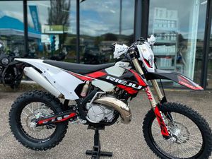 RIEJU 300 MR RACING PROMO