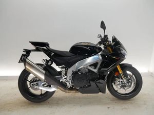 APRILIA TUONO V4 1100 FACTORY DEMO AKRAPOVIC SLIP-ON 4900:- • 2023