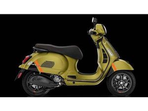 VENDO VESPA GTS 300 SUPER SPORT (2023 - 24) NUOVA A ALBA (CODICE 9445569) - MOTO.IT
