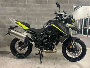 BENELLI TRK 702X. PRONTA CONSEGNA. GRIGIO