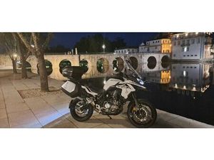 EXCELENTE MOTO ,TRK 502X COMO NOVA. FAFE