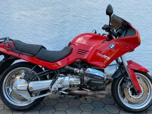 BMW R1100RS