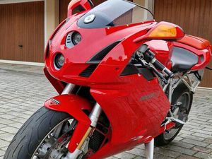 DUCATI 999 TESTASTRETTA MIT VIEL ZUBEHÖR