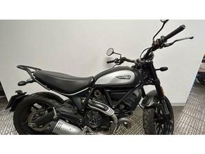 VENDO DUCATI SCRAMBLER 800 ICON DARK (2020) USATA A TORINO (CODICE 9307606) - MOTO.IT