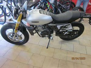 VENDO FANTIC MOTOR CABALLERO 125 FLAT TRACK (2021 - 24) NUOVA A SARNICO (CODICE 9150830) - MOTO.IT