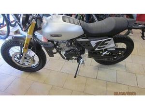 VENDO FANTIC MOTOR CABALLERO 125 FLAT TRACK (2021 - 24) NUOVA A SARNICO (CODICE 9150830) - MOTO.IT