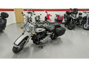 2021 HARLEY-DAVIDSON® SOFTAIL HERITAGE CLASSIC