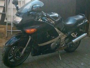 KAWASAKI ZZR 600 ZU VERKAUFEN